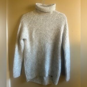 Cozy Gray Alpine Design Turtleneck Sweater